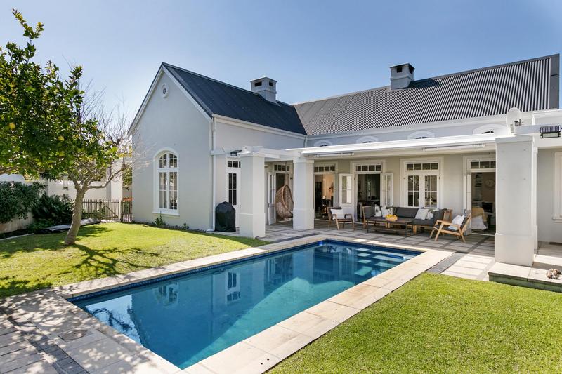 4 Bedroom Property for Sale in Steenberg Estate Western Cape